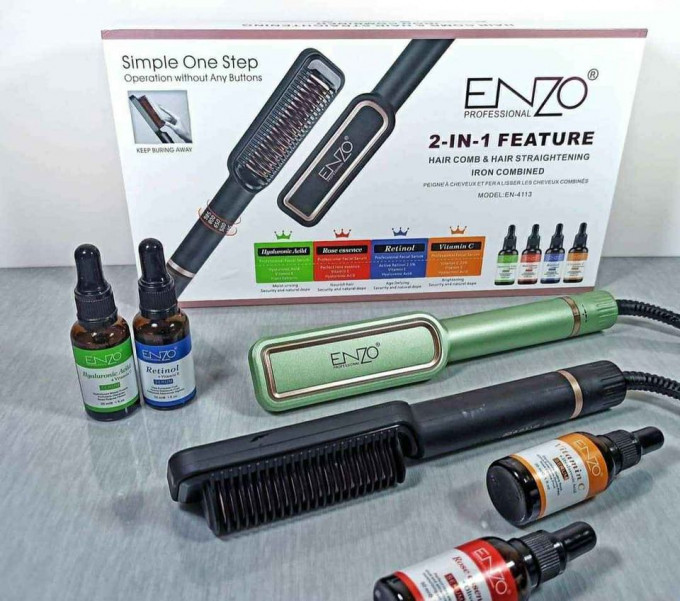 Brosse Brosse ENZO EN 4113 Coiffante vert avec 4 bouteilles vitamines et de protéines Brosse ENZO EN 4113 Coiffante professionnelle EN 4113 vert avec 4 bouteilles vitamines et de protéines