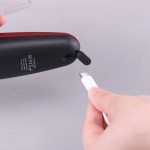 Appareil d'élimination des points noirs avec aspiration et spray - Enzo EN-015 rouge