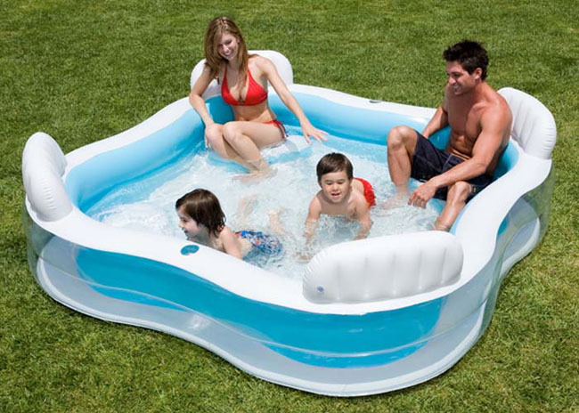 Chaise longue gonflable pour piscine Intex Blue & White Swim Centre 229 x 229 x 66 cm