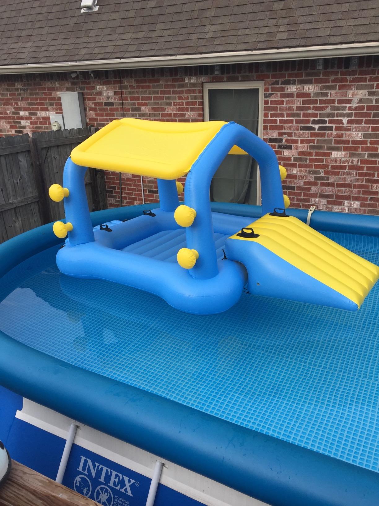 Intex Island with Slide – Île Flottante Familiale avec Toboggan - 58294EP