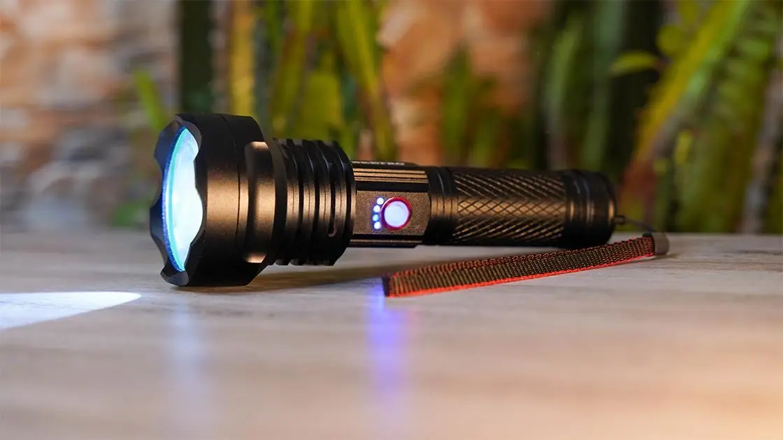 Beetro LA283 – Lampe LED rechargeable P50 10 W lamp led beetro torche beetro