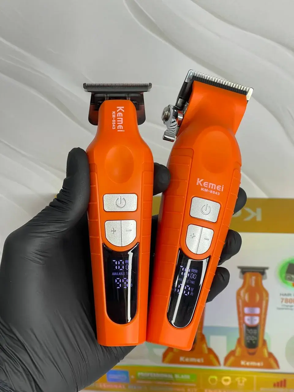 Kemei KM-8543 – Kit Professionnel de Coiffure 18-en-1 double tondeuse Tondeuse professionnelle